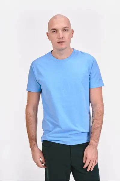 Kolor Niebieski jasny