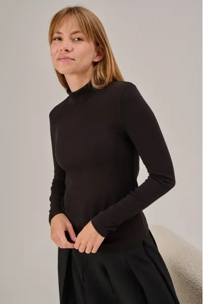 Kolor Czarny