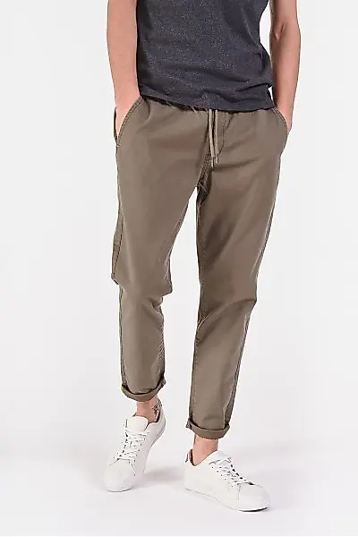Kolor Khaki