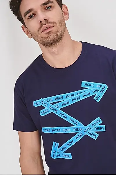 Kolor Granatowy