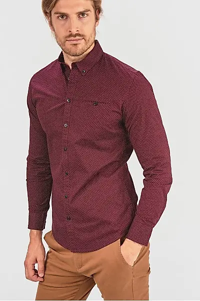 Kolor Burgund