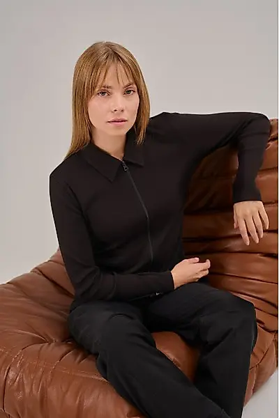 Kolor Czarny