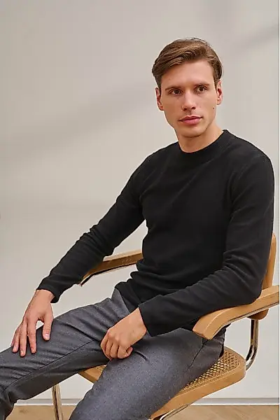 Kolor Czarny